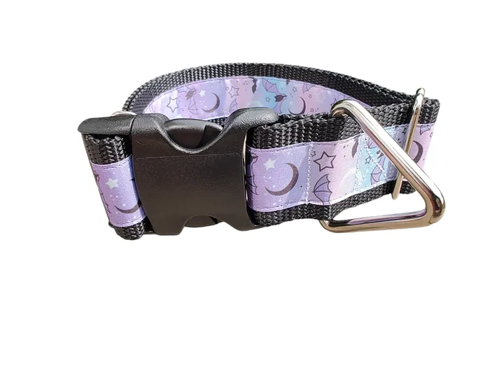 1.5″ Wide Halloween Purple Bats Nylon Dog Collar