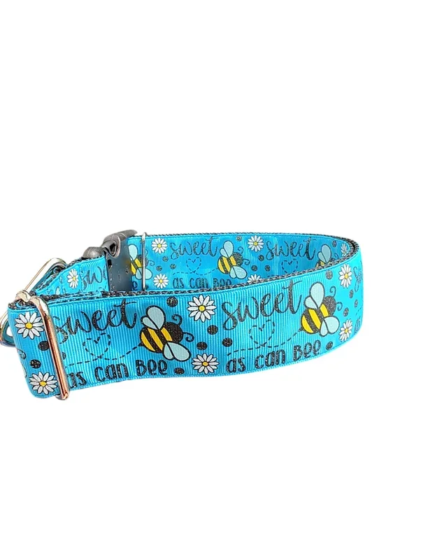 1.5″ Wide Sweet As Can Bee Nylon Dog Collar