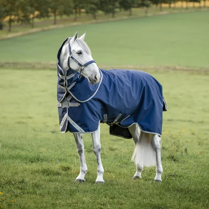 Amigo 1200D FieldSafe Plus Horse Turnout Blanket – Safety Surcingles, Reflective Strips & 250g Insulation