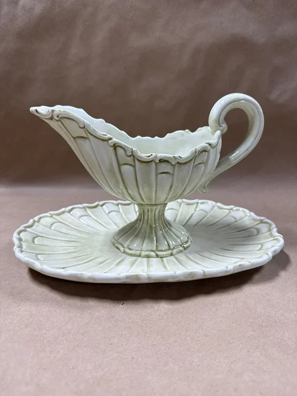(B)Arte Italica Sage Green Gravy Boat And Platter — 2 Pieces