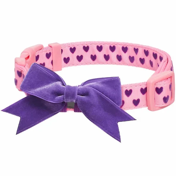 Blueberry Pet – Pink Carnation | Dotted Velvet Heart Dog Collar