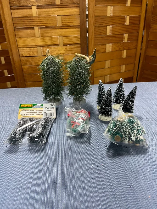 Christmas Tree Decor Lot