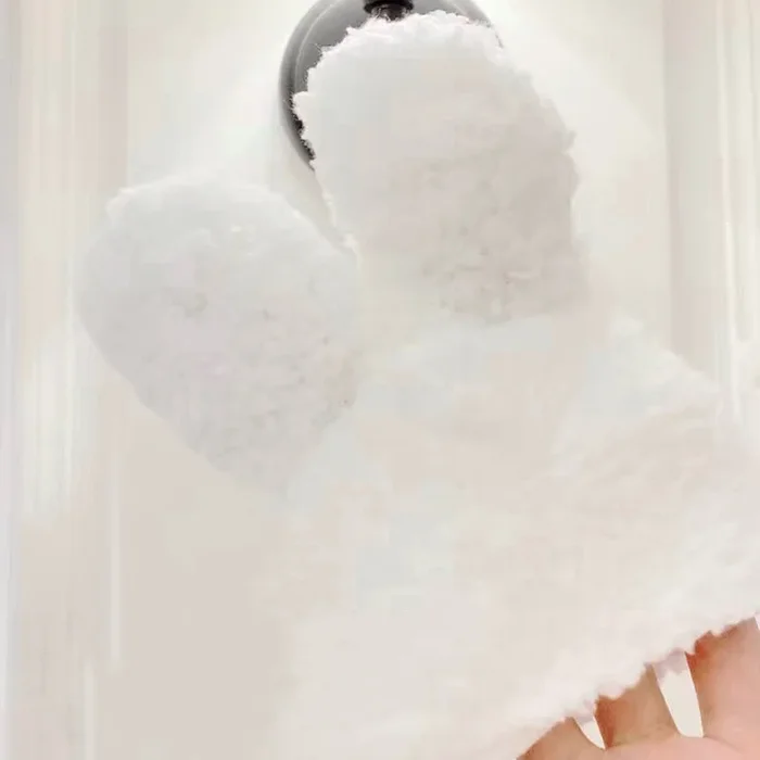 Cozy Hat For Cats and Dogs – Bunny Ears?
