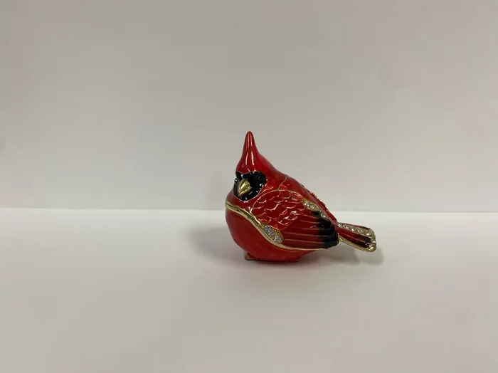 Kubla Crafts – Cardinal Trinket Box