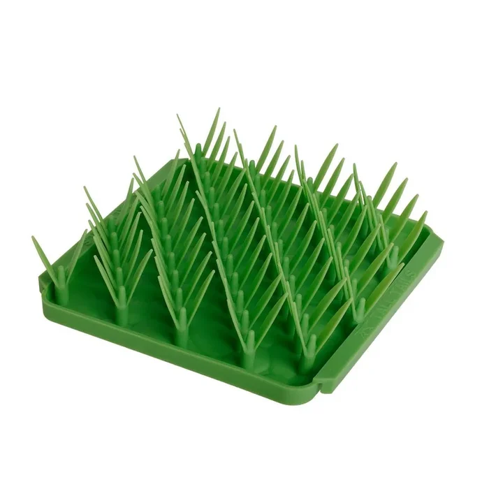 Tall Tails Grass Foraging Mat