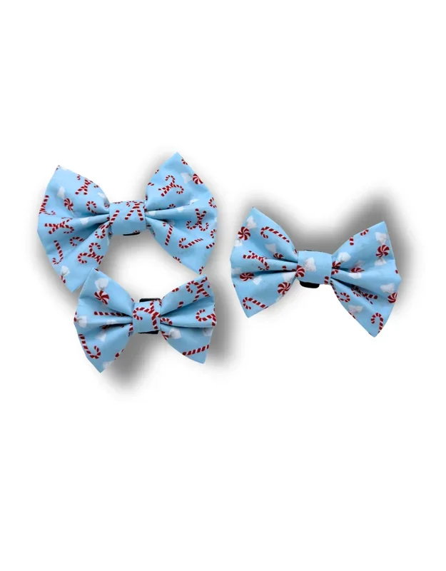 THE FISH & BONE Bow Tie Candy Canes Light Blue