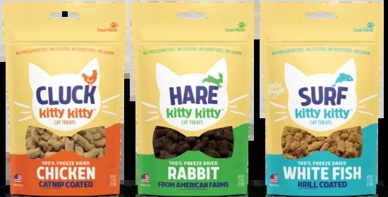 Treat Planet Cluck Kitty Kitty™ 100% Freeze-Dried Chicken Treat with Catnip Coating
