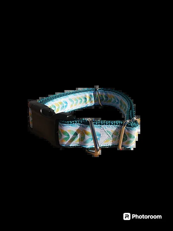 Watercolor Leaves Nylon Dog Collar