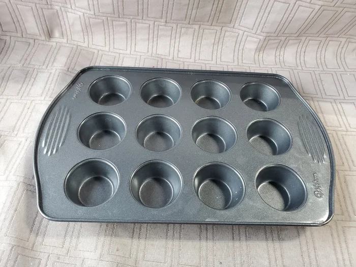 Wilton Nonstick Mini Muffin Pan