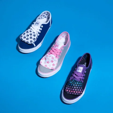Women’s Paw Print Low Top Shoes